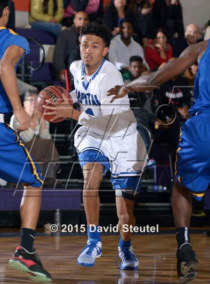 Thumbnail 3 in Newark Memorial vs. Capital Christian (St. Hope Elite Classic) photogallery.