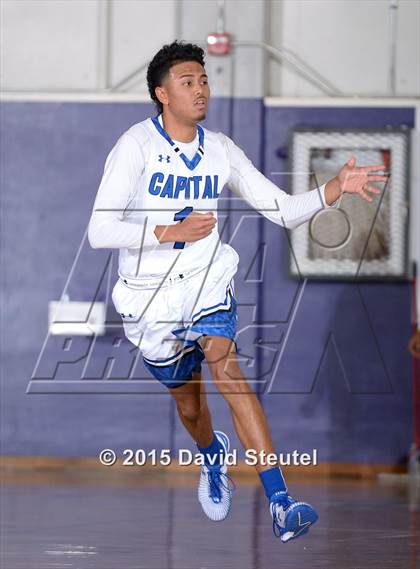 Thumbnail 2 in Newark Memorial vs. Capital Christian (St. Hope Elite Classic) photogallery.