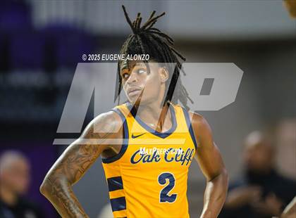 Thumbnail 3 in Oak Cliff Faith Family Academy vs. Long Island Lutheran (City of Palms Classic) photogallery.