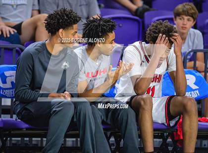 Thumbnail 3 in Oak Cliff Faith Family Academy vs. Long Island Lutheran (City of Palms Classic) photogallery.