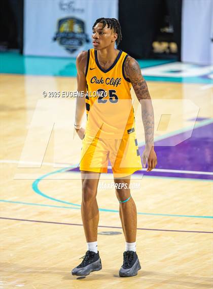 Thumbnail 2 in Oak Cliff Faith Family Academy vs. Long Island Lutheran (City of Palms Classic) photogallery.
