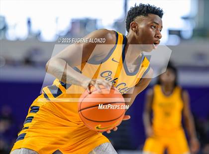 Thumbnail 3 in Oak Cliff Faith Family Academy vs. Long Island Lutheran (City of Palms Classic) photogallery.