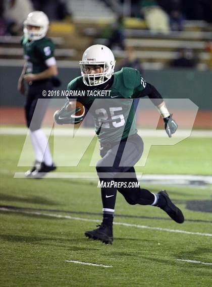 Thumbnail 1 in Derby vs. Lawrence Free State (KSHSAA 6A Semifinal) photogallery.