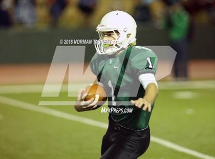 Thumbnail 3 in Derby vs. Lawrence Free State (KSHSAA 6A Semifinal) photogallery.