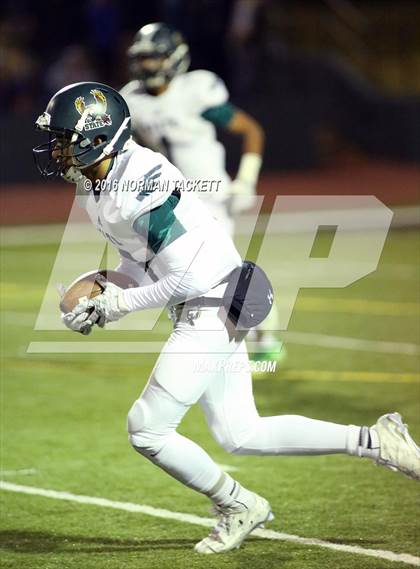Thumbnail 3 in Derby vs. Lawrence Free State (KSHSAA 6A Semifinal) photogallery.