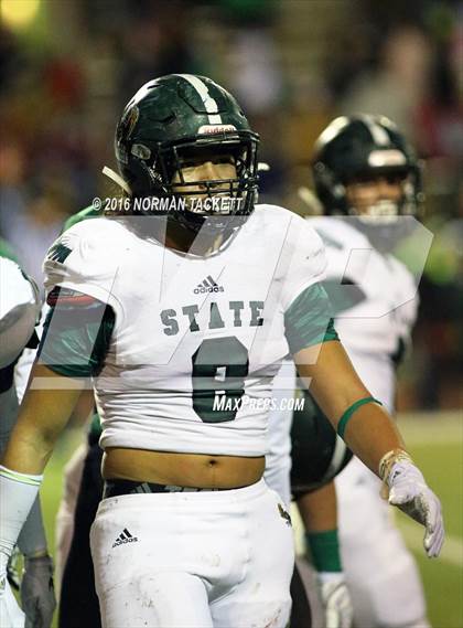 Thumbnail 2 in Derby vs. Lawrence Free State (KSHSAA 6A Semifinal) photogallery.