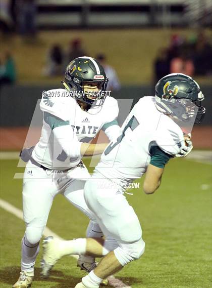 Thumbnail 1 in Derby vs. Lawrence Free State (KSHSAA 6A Semifinal) photogallery.