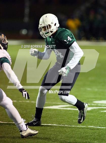 Thumbnail 2 in Derby vs. Lawrence Free State (KSHSAA 6A Semifinal) photogallery.