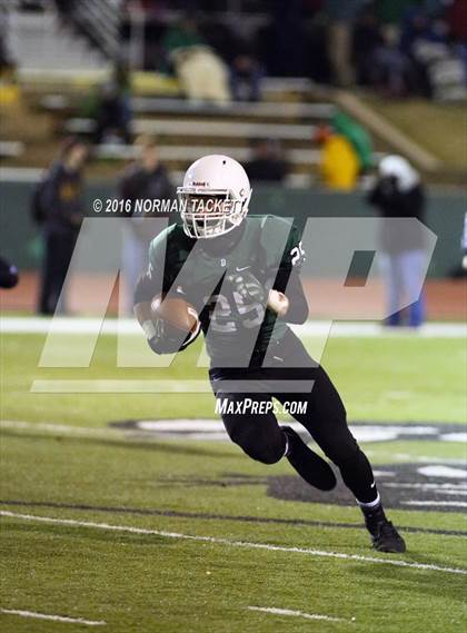 Thumbnail 3 in Derby vs. Lawrence Free State (KSHSAA 6A Semifinal) photogallery.