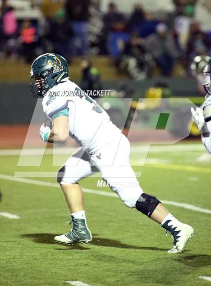 Thumbnail 2 in Derby vs. Lawrence Free State (KSHSAA 6A Semifinal) photogallery.