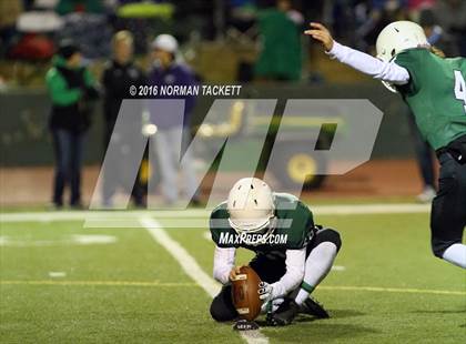 Thumbnail 1 in Derby vs. Lawrence Free State (KSHSAA 6A Semifinal) photogallery.