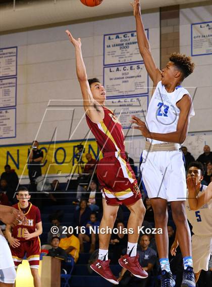 Thumbnail 1 in Cantwell-Sacred Heart vs. Windward (MLK Day Showdown) photogallery.