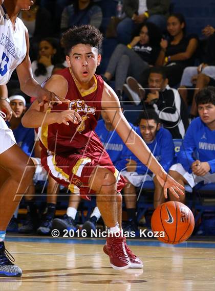 Thumbnail 2 in Cantwell-Sacred Heart vs. Windward (MLK Day Showdown) photogallery.