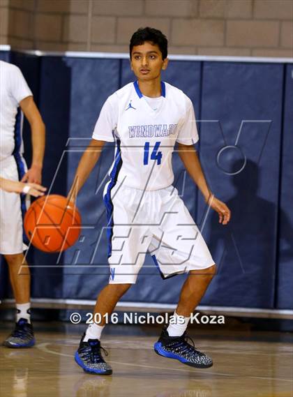 Thumbnail 3 in Cantwell-Sacred Heart vs. Windward (MLK Day Showdown) photogallery.