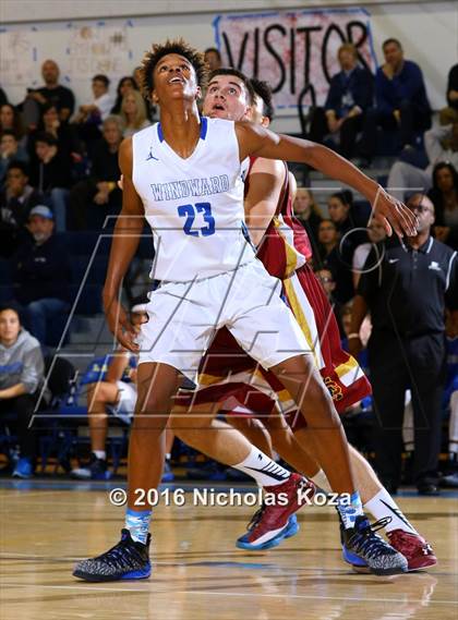 Thumbnail 3 in Cantwell-Sacred Heart vs. Windward (MLK Day Showdown) photogallery.