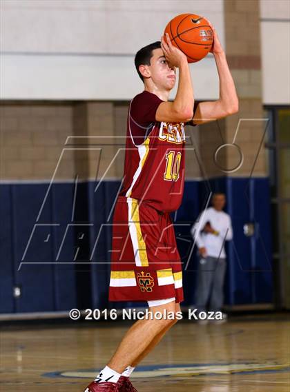 Thumbnail 1 in Cantwell-Sacred Heart vs. Windward (MLK Day Showdown) photogallery.