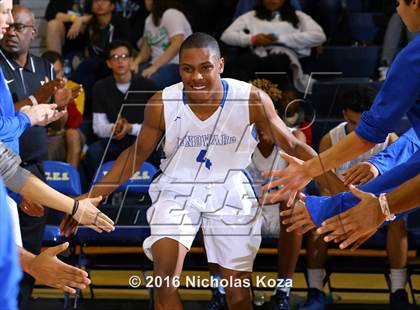 Thumbnail 1 in Cantwell-Sacred Heart vs. Windward (MLK Day Showdown) photogallery.