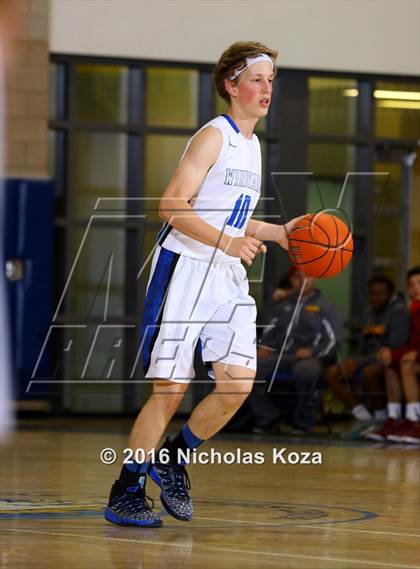 Thumbnail 2 in Cantwell-Sacred Heart vs. Windward (MLK Day Showdown) photogallery.