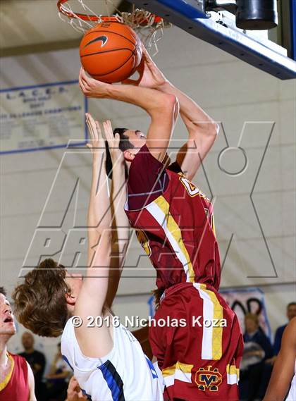 Thumbnail 2 in Cantwell-Sacred Heart vs. Windward (MLK Day Showdown) photogallery.