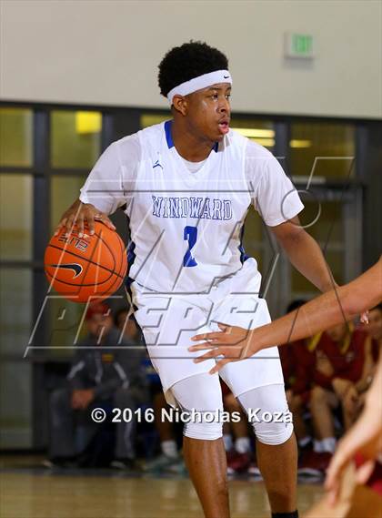Thumbnail 3 in Cantwell-Sacred Heart vs. Windward (MLK Day Showdown) photogallery.