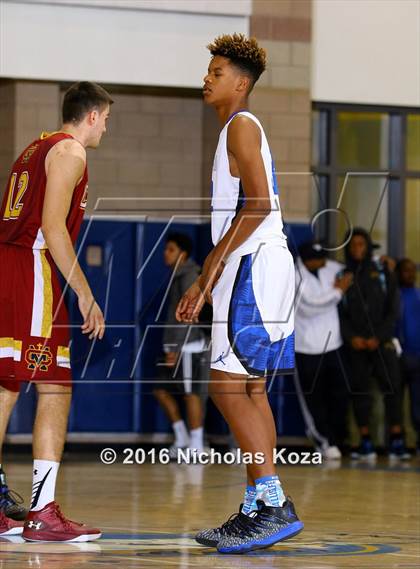 Thumbnail 1 in Cantwell-Sacred Heart vs. Windward (MLK Day Showdown) photogallery.