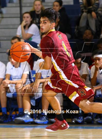 Thumbnail 1 in Cantwell-Sacred Heart vs. Windward (MLK Day Showdown) photogallery.
