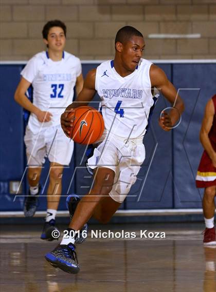 Thumbnail 1 in Cantwell-Sacred Heart vs. Windward (MLK Day Showdown) photogallery.