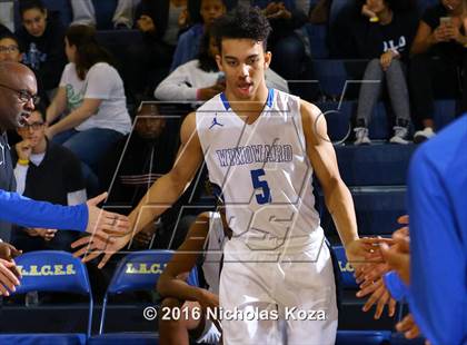 Thumbnail 2 in Cantwell-Sacred Heart vs. Windward (MLK Day Showdown) photogallery.