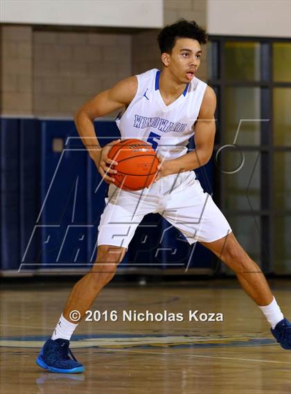 Thumbnail 1 in Cantwell-Sacred Heart vs. Windward (MLK Day Showdown) photogallery.