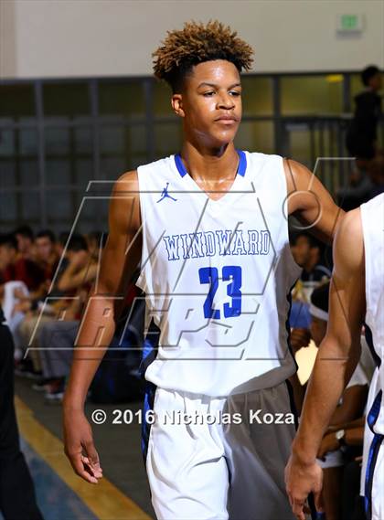 Thumbnail 3 in Cantwell-Sacred Heart vs. Windward (MLK Day Showdown) photogallery.
