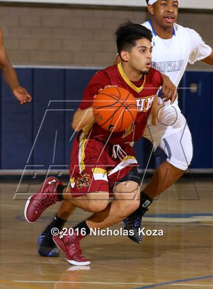 Thumbnail 1 in Cantwell-Sacred Heart vs. Windward (MLK Day Showdown) photogallery.