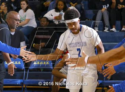 Thumbnail 3 in Cantwell-Sacred Heart vs. Windward (MLK Day Showdown) photogallery.