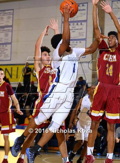 Thumbnail 2 in Cantwell-Sacred Heart vs. Windward (MLK Day Showdown) photogallery.