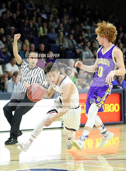 Thumbnail 2 in Holly vs. Kit Carson  (CHSAA 1A Semifinal) photogallery.