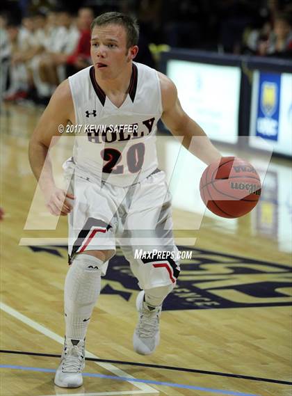 Thumbnail 3 in Holly vs. Kit Carson  (CHSAA 1A Semifinal) photogallery.
