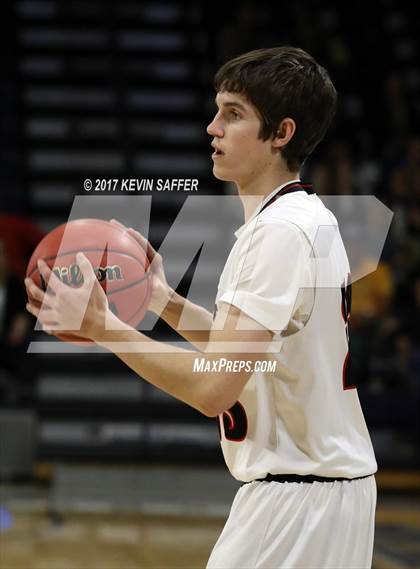 Thumbnail 1 in Holly vs. Kit Carson  (CHSAA 1A Semifinal) photogallery.