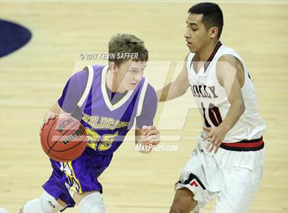 Thumbnail 2 in Holly vs. Kit Carson  (CHSAA 1A Semifinal) photogallery.