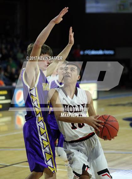 Thumbnail 1 in Holly vs. Kit Carson  (CHSAA 1A Semifinal) photogallery.