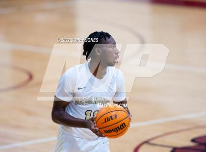 Thumbnail 3 in Johnson vs McDonough (Hypesouth Hardwood Invitational) photogallery.