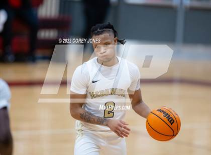 Thumbnail 1 in Johnson vs McDonough (Hypesouth Hardwood Invitational) photogallery.