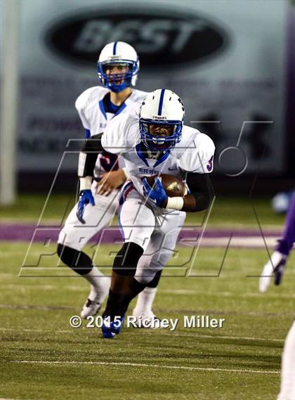 Thumbnail 3 in West Memphis @ Fayetteville (AAA Class 7A 1st Round) photogallery.