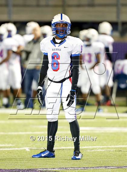 Thumbnail 2 in West Memphis @ Fayetteville (AAA Class 7A 1st Round) photogallery.