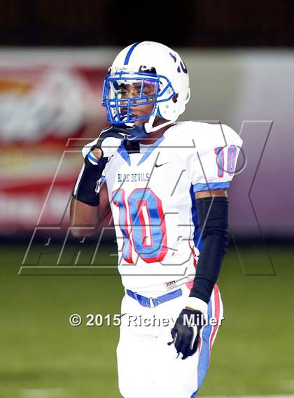 Thumbnail 1 in West Memphis @ Fayetteville (AAA Class 7A 1st Round) photogallery.