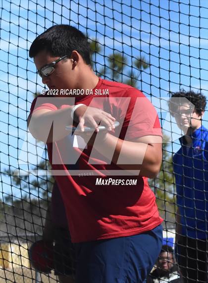 Thumbnail 3 in Sam Mosley Relays photogallery.