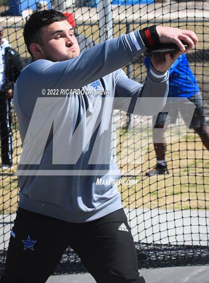 Thumbnail 1 in Sam Mosley Relays photogallery.