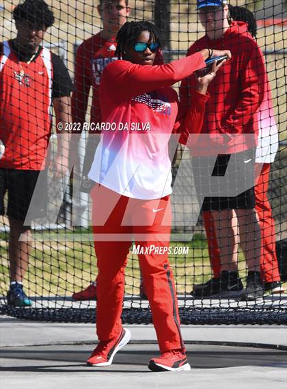 Thumbnail 3 in Sam Mosley Relays photogallery.