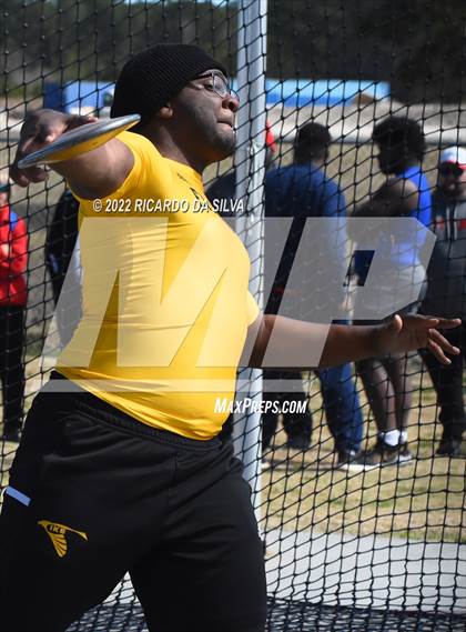Thumbnail 3 in Sam Mosley Relays photogallery.