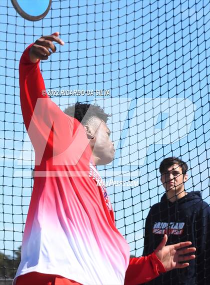 Thumbnail 2 in Sam Mosley Relays photogallery.
