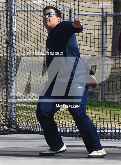 Thumbnail 3 in Sam Mosley Relays photogallery.