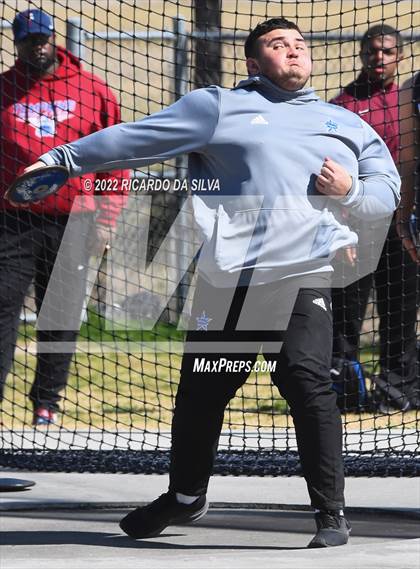 Thumbnail 1 in Sam Mosley Relays photogallery.